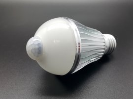 Sensor Bulb Cool White E27